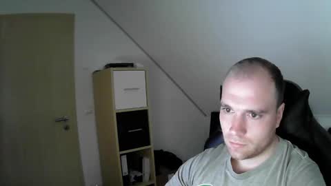 here4y online show from 11.11.25