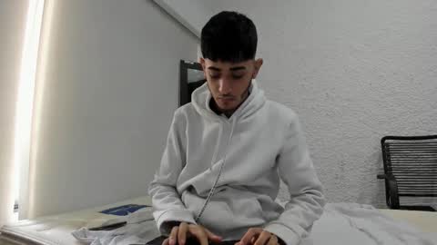 j_martony online show from 11.27.25