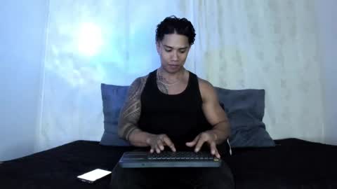 i am juan musiry independent model  online show from 01.21.25