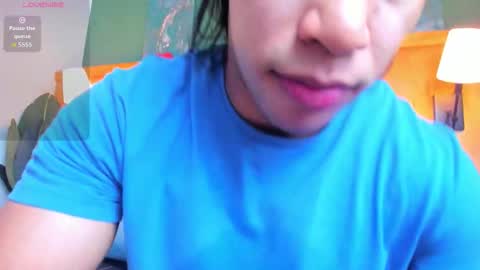 Snapshot of jabob_coper chatting on 10.28.25 David online show from 10.28.25