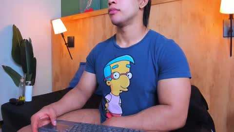 Snapshot of jabob_coper chatting on 11.14.25 David online show from 11.14.25