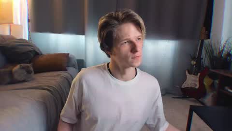 Snapshot of jack_frozt chatting on 06.26.26 brestonsweet online show from 06.26.26