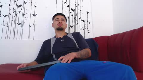    online show from 02.04.26