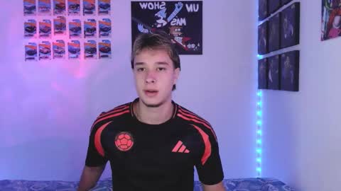 J online show from 11.12.25