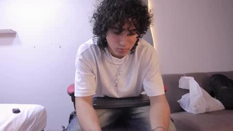 Snapshot of jackestaylor chatting on 02.06.26 Jackes Taylor online show from 02.06.26