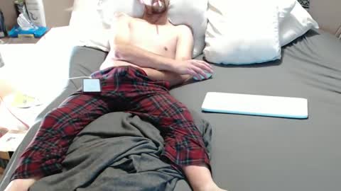 Snapshot of jacksonmale1974 chatting on 12.06.24 funtimes49203 online show from 12.06.24