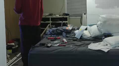 Snapshot of jacksonmale1974 chatting on 12.25.24 funtimes49203 online show from 12.25.24