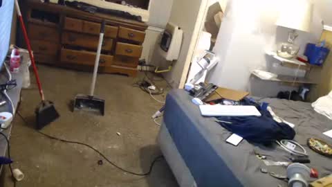 Snapshot of jacksonmale1974 chatting on 12.31.24 funtimes49203 online show from 12.31.24