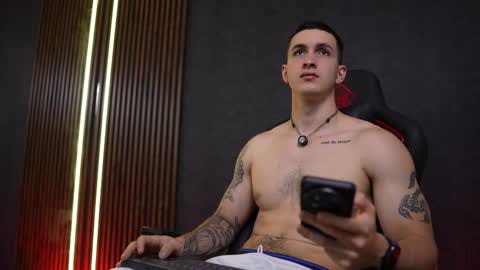 Jackson Olsen online show from 02.02.26