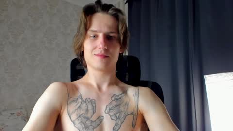 Snapshot of jacksonvox chatting on 12.17.24 Nikolay online show from 12.17.24