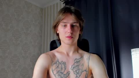 Snapshot of jacksonvox chatting on 12.19.24 Nikolay online show from 12.19.24
