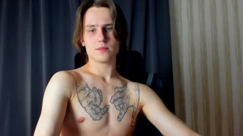 Snapshot of jacksonvox chatting on 01.03.25 Nikolay online show from 01.03.25