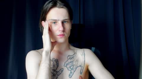 Snapshot of jacksonvox chatting on 01.12.25 Nikolay online show from 01.12.25