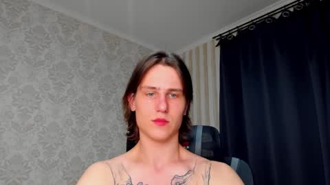 Snapshot of jacksonvox chatting on 02.22.25 Nikolay online show from 02.22.25