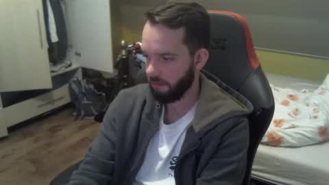 Snapshot of jackynee chatting on 11.06.25 Jack online show from 11.06.25