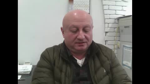 Snapshot of jacob_bron chatting on 12.20.25 jacob_bron online show from 12.20.25