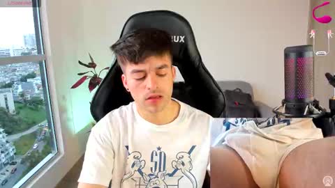 JACOB FERRER online show from 02.06.26