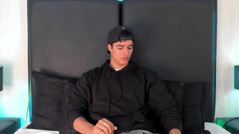 Snapshot of jacobbiker chatting on 09.11.25 Jacob online show from 09.11.25