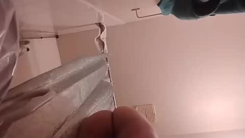 Snapshot of jacobledyit21 chatting on 10.12.25 Shakey j online show from 10.12.25