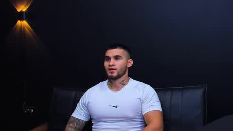 Snapshot of jacobsthorm chatting on 02.26.25 jacobsthorm online show from 02.26.25