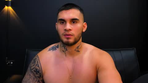 Snapshot of jacobsthorm chatting on 03.08.25 jacobsthorm online show from 03.08.25