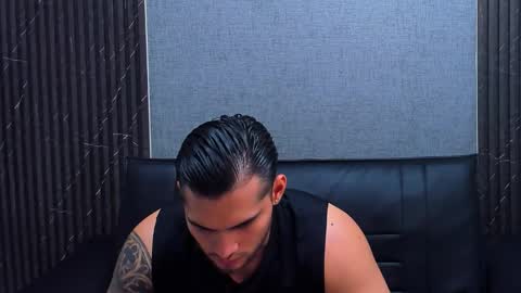 Snapshot of jacobsthorm chatting on 10.23.25 jacobsthorm online show from 10.23.25