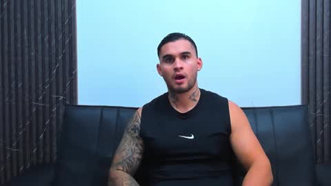 Snapshot of jacobsthorm chatting on 11.22.25 jacobsthorm online show from 11.22.25