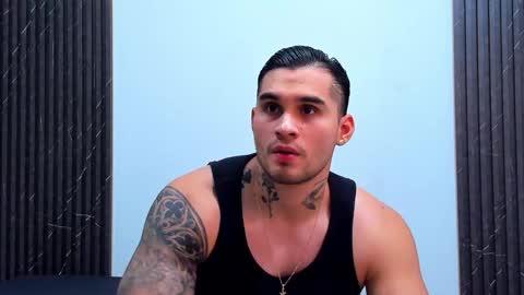 Snapshot of jacobsthorm chatting on 12.04.25 jacobsthorm online show from 12.04.25