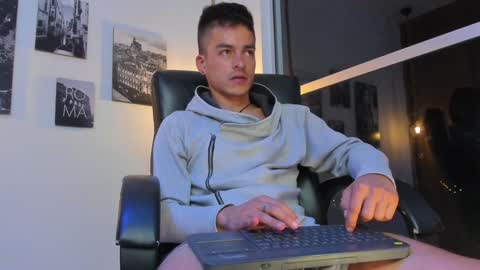 Snapshot of jacobstones_ chatting on 01.21.25 JACOB STONES online show from 01.21.25