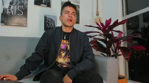 Snapshot of jacobstones_ chatting on 01.25.25 JACOB STONES online show from 01.25.25