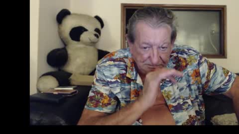Snapshot of jacques_de_france chatting on 09.08.25 Jacques online show from 09.08.25