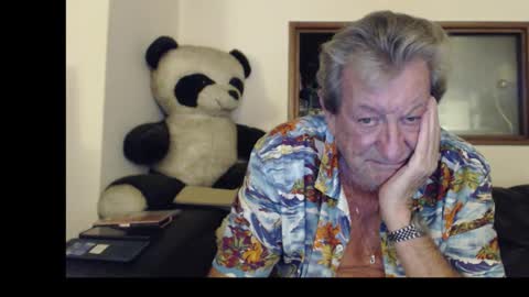 Snapshot of jacques_de_france chatting on 09.13.25 Jacques online show from 09.13.25