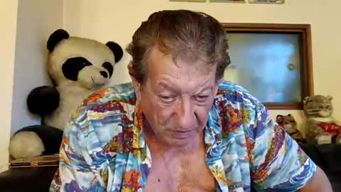 Snapshot of jacques_de_france chatting on 07.23.26 Jacques online show from 07.23.26