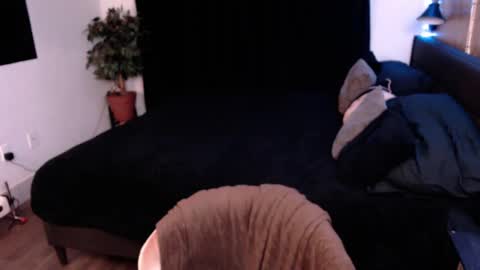 Jade online show from 09.29.25