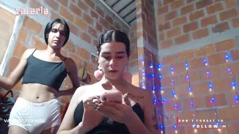 Snapshot of jade__weed chatting on 11.03.25 online show from 11.03.25