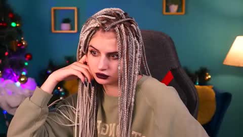 jade_castle online show from 12.15.24