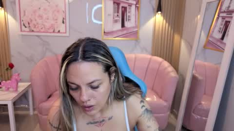 Jade  online show from 09.13.25