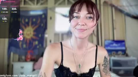 Snapshot of jade_margot chatting on 06.04.26 Jade Margot online show from 06.04.26