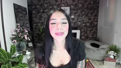 Jade  independent model online show from 01.05.25