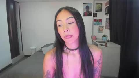 Jade  independent model online show from 10.19.25