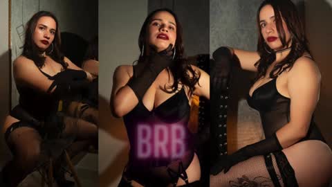 Snapshot of jade_swet chatting on 01.21.25 jade swet online show from 01.21.25