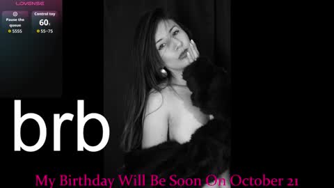 Snapshot of jade_white_ chatting on 09.13.25 jade white online show from 09.13.25