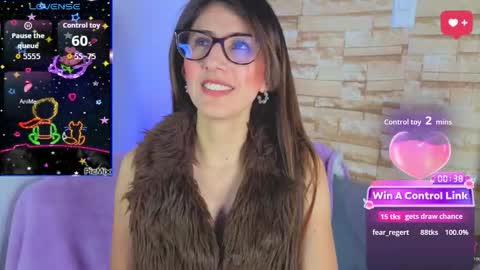 jade white  online show from 02.24.26