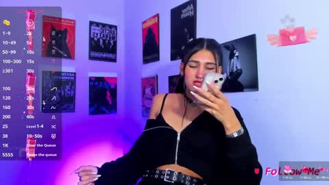 Jade Benett online show from 03.07.25