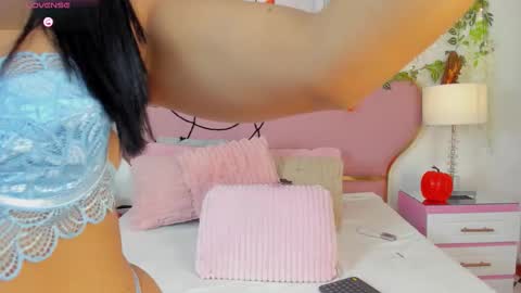 jadebennett online show from 10.30.25