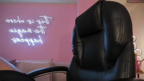 JADE EVANS online show from 11.09.25