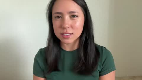 Jade Love online show from 04.22.26