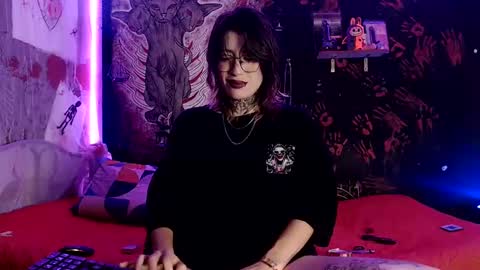 Snapshot of jadepoarch chatting on 09.23.25 Alex and Venus online show from 09.23.25