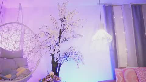 Jade Summer online show from 09.19.25