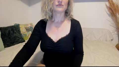 elena online show from 11.20.25